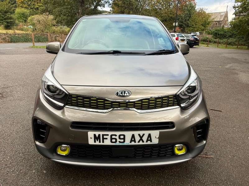 A 2019 KIA PICANTO X-LINE A 2019 KIA PICANTO X-LINE
