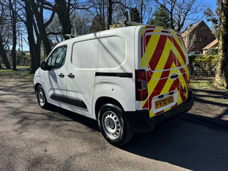 2022 TOYOTA PROACE 2022 TOYOTA PROACE