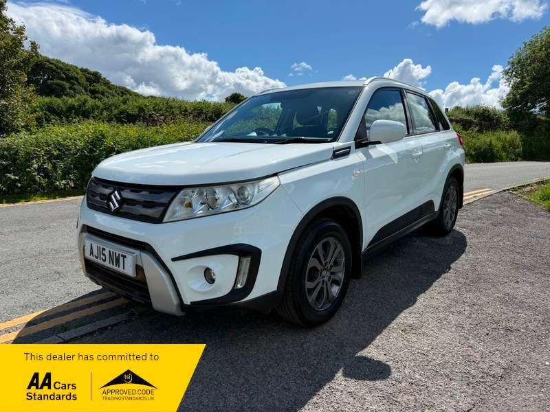 A 2015 SUZUKI VITARA SZ4 A 2015 SUZUKI VITARA SZ4