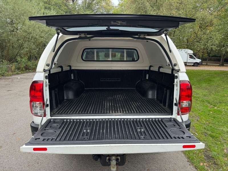 2019 TOYOTA HILUX 2019 TOYOTA HILUX