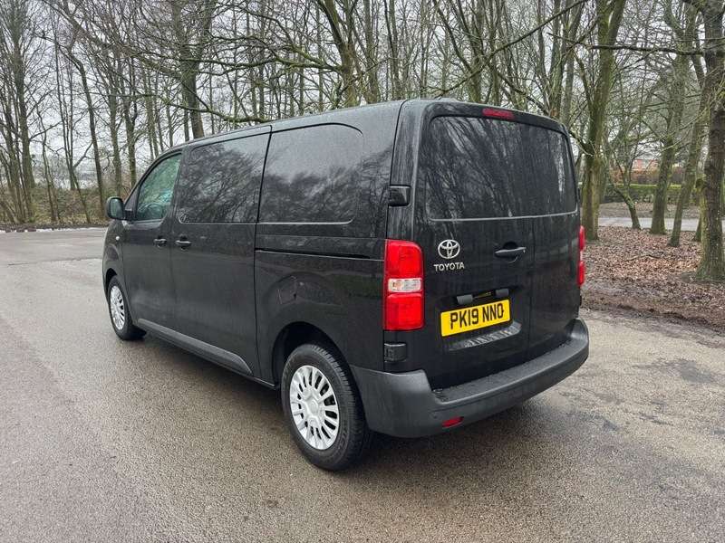 2019 TOYOTA PROACE 2019 TOYOTA PROACE