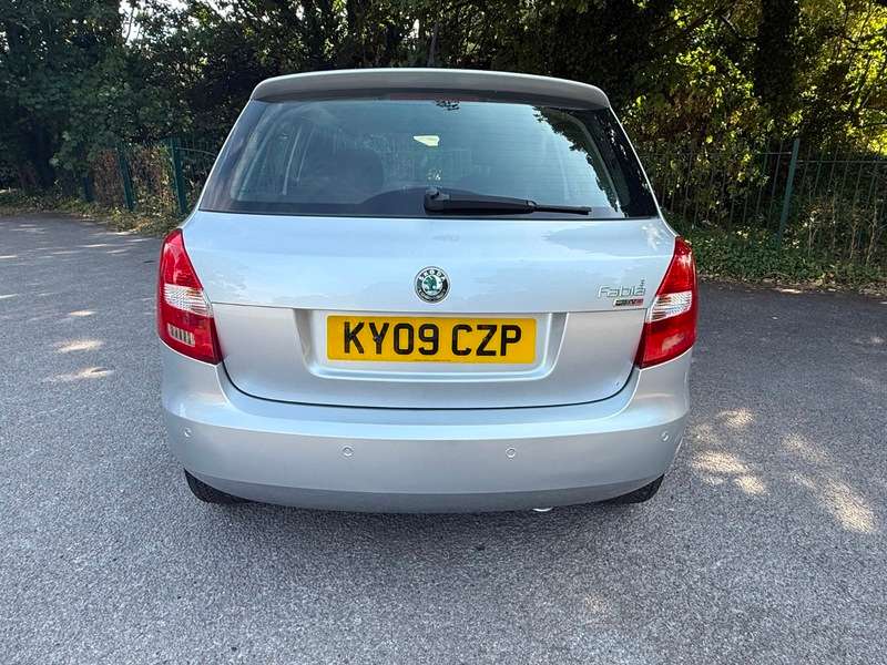 2009 SKODA FABIA 2009 SKODA FABIA