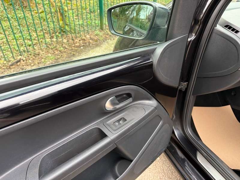 2015 SEAT MII 2015 SEAT MII