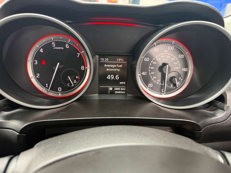 2021 SUZUKI SWIFT 2021 SUZUKI SWIFT
