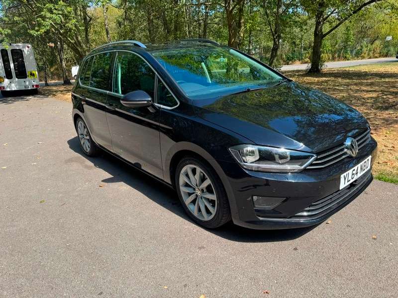 A 2014 VOLKSWAGEN GOLF GT TSI DSG A 2014 VOLKSWAGEN GOLF GT TSI DSG