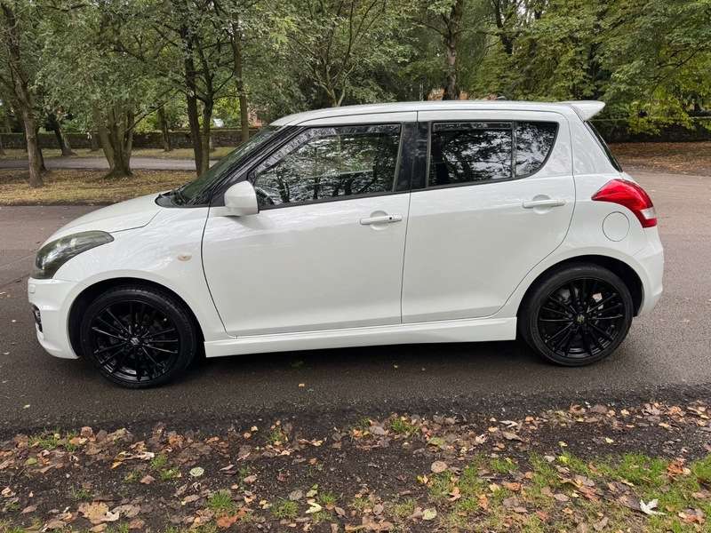 2015 SUZUKI SWIFT 2015 SUZUKI SWIFT