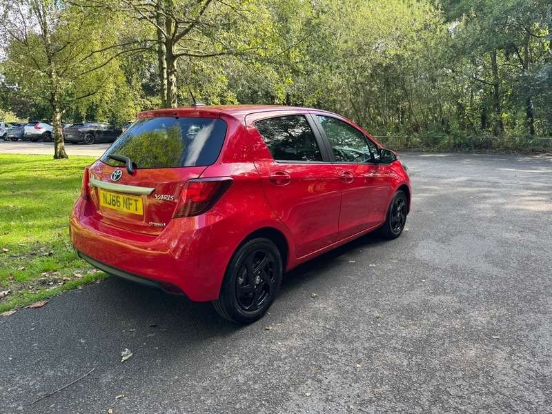 2016 TOYOTA YARIS 2016 TOYOTA YARIS