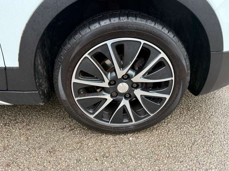 2015 SUZUKI SX4 S-CROSS 2015 SUZUKI SX4 S-CROSS