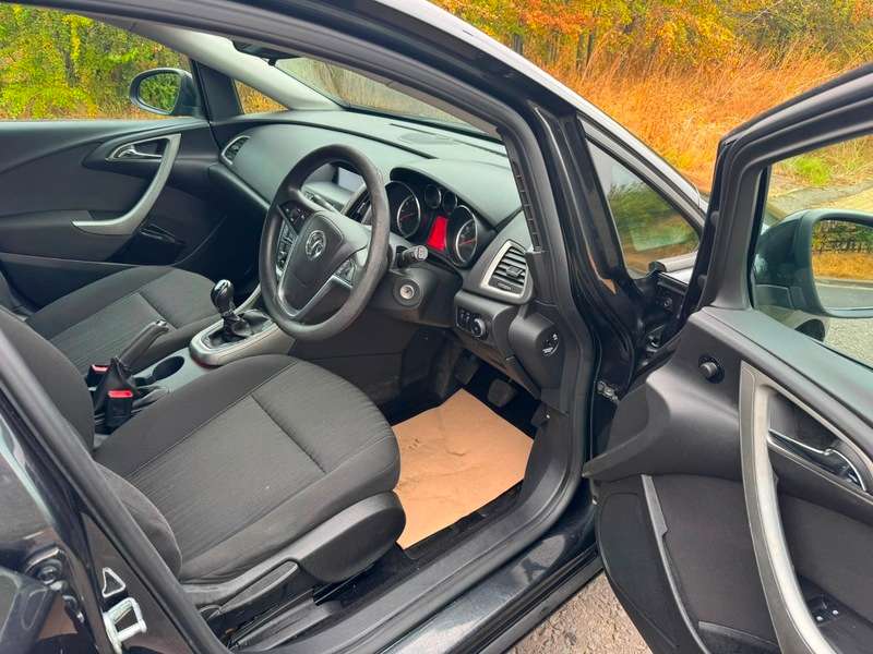 2012 VAUXHALL ASTRA 2012 VAUXHALL ASTRA