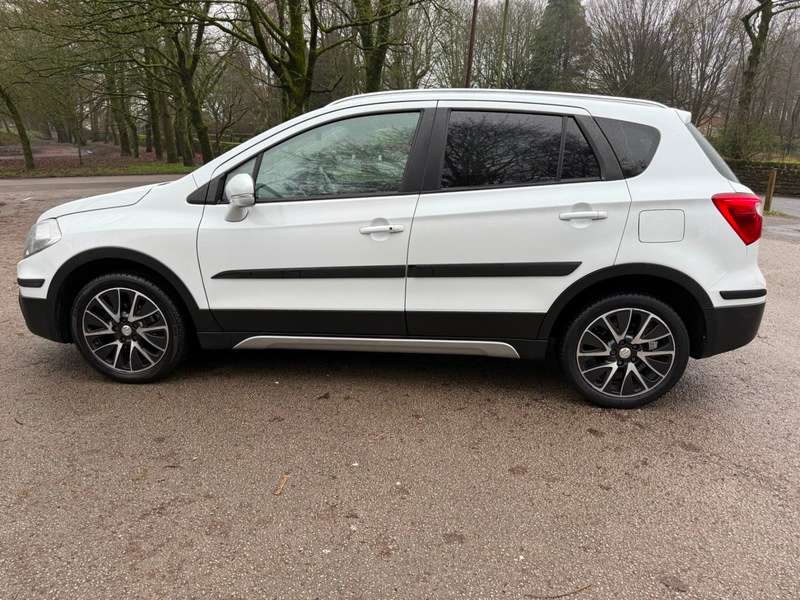 2015 SUZUKI SX4 S-CROSS 2015 SUZUKI SX4 S-CROSS
