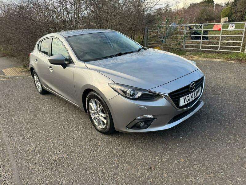 A 2014 MAZDA 3 SE-L NAV A 2014 MAZDA 3 SE-L NAV
