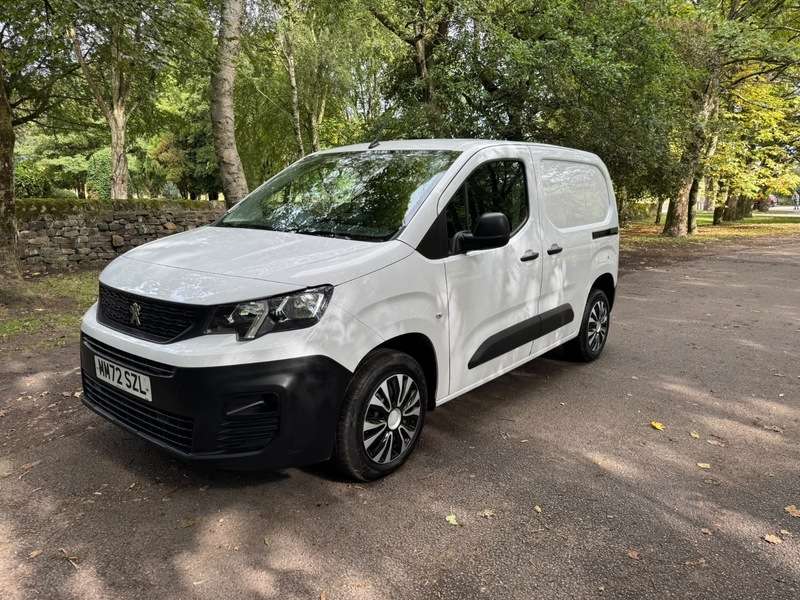 A 2022 PEUGEOT PARTNER BLUEHDI PROFESSIONAL PREMIUM PLUS L1 A 2022 PEUGEOT PARTNER BLUEHDI PROFESSIONAL PREMIUM PLUS L1