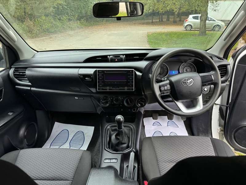 2019 TOYOTA HILUX 2019 TOYOTA HILUX