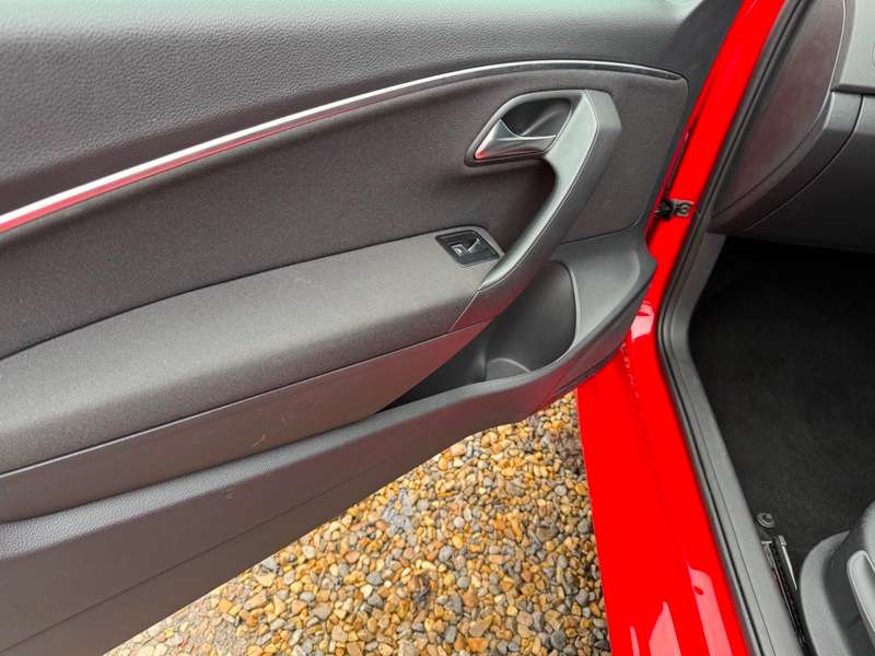 2017 VOLKSWAGEN POLO 2017 VOLKSWAGEN POLO