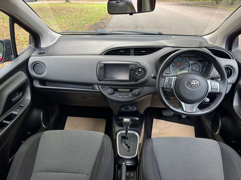 2016 TOYOTA YARIS 2016 TOYOTA YARIS