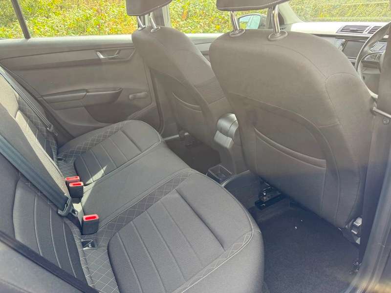 2015 SKODA FABIA 2015 SKODA FABIA