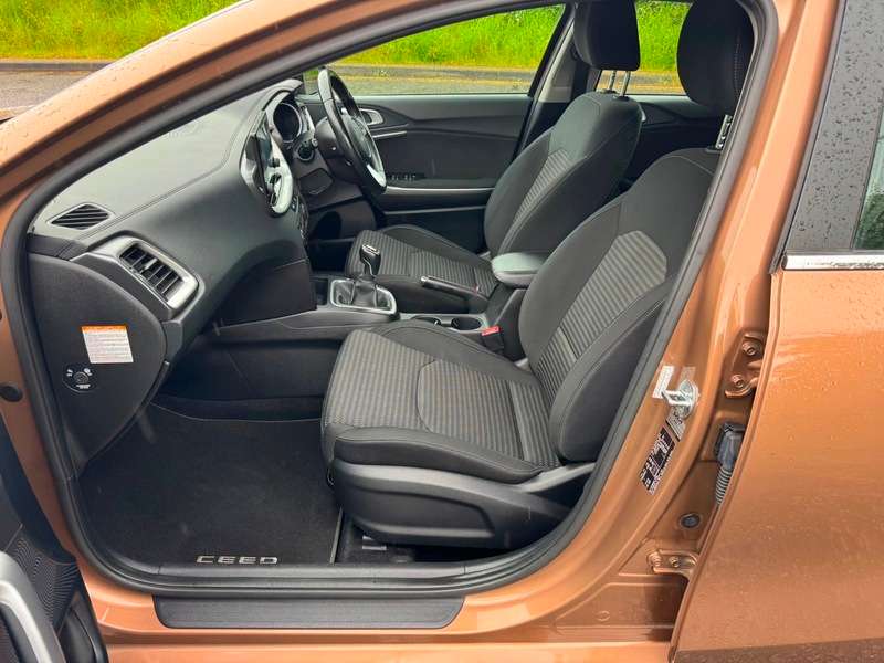 2022 KIA CEED 2022 KIA CEED