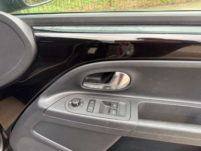 2015 SEAT MII 2015 SEAT MII