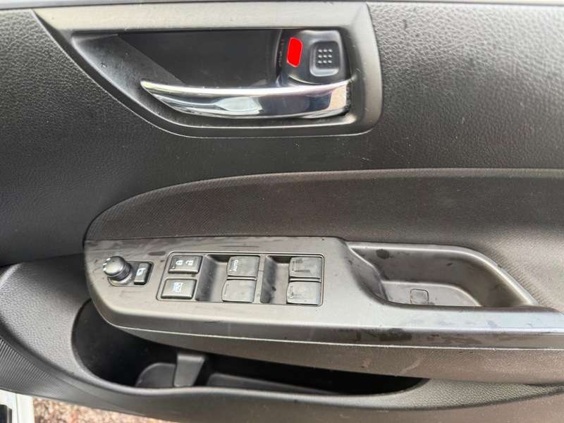 2014 SUZUKI SWIFT 2014 SUZUKI SWIFT