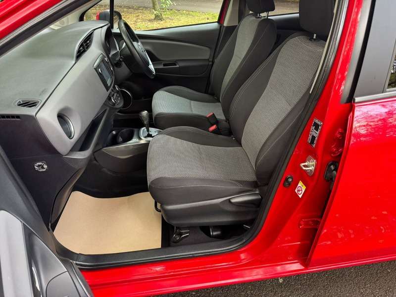 2016 TOYOTA YARIS 2016 TOYOTA YARIS