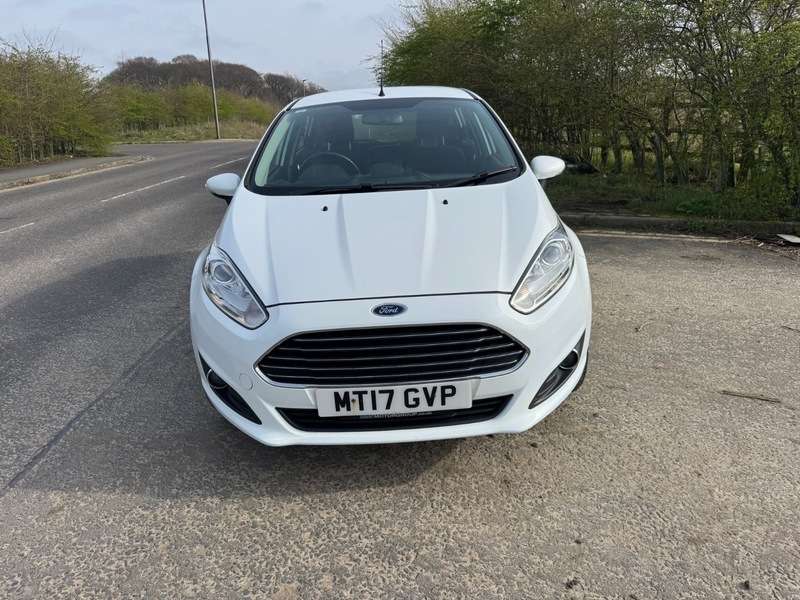 A 2017 FORD FIESTA ZETEC A 2017 FORD FIESTA ZETEC