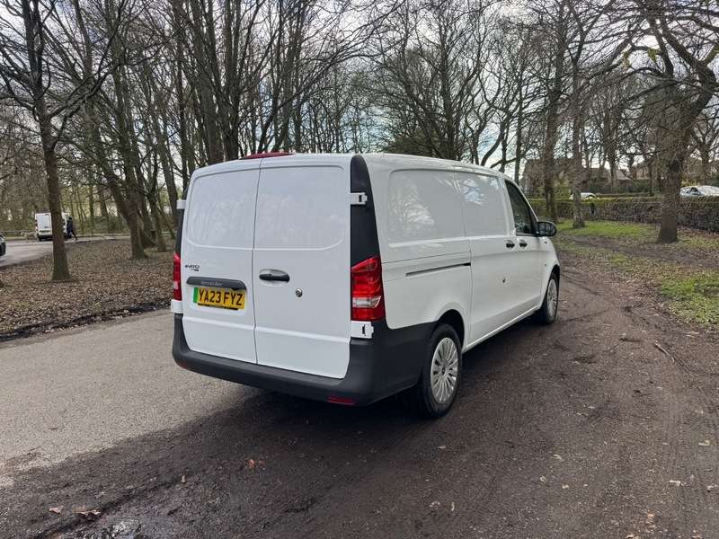 2023 MERCEDES V CLASS 2023 MERCEDES V CLASS