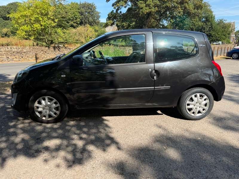 2010 RENAULT TWINGO 2010 RENAULT TWINGO