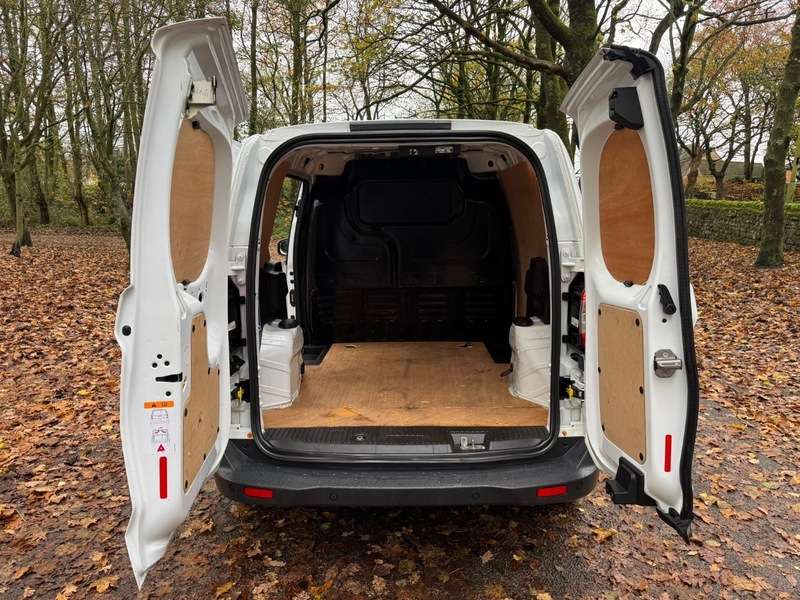 2021 FORD COURIER 2021 FORD COURIER