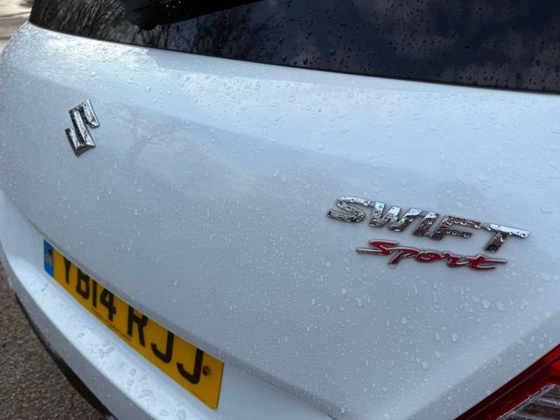 2014 SUZUKI SWIFT 2014 SUZUKI SWIFT