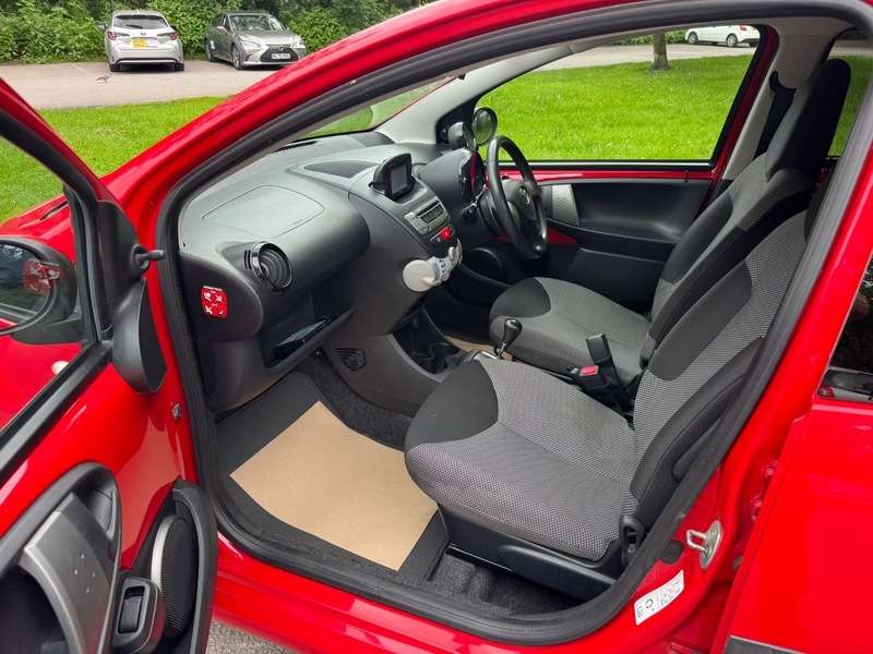 2014 TOYOTA AYGO 2014 TOYOTA AYGO