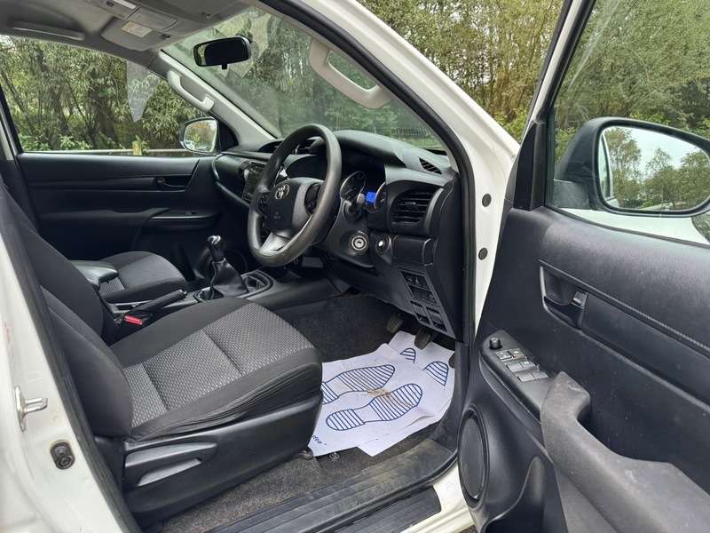 2019 TOYOTA HILUX 2019 TOYOTA HILUX