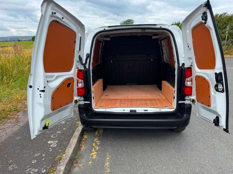 2022 TOYOTA PROACE 2022 TOYOTA PROACE