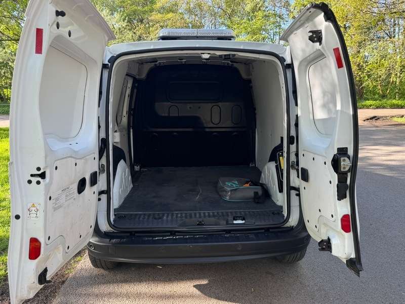 2021 RENAULT KANGOO 2021 RENAULT KANGOO
