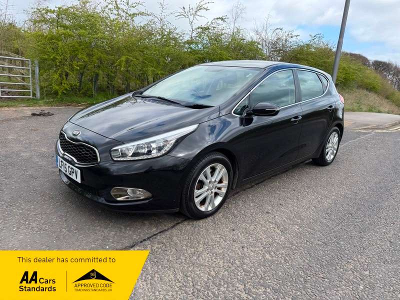 A 2015 KIA CEED CRDI 2 ECODYNAMICS A 2015 KIA CEED CRDI 2 ECODYNAMICS