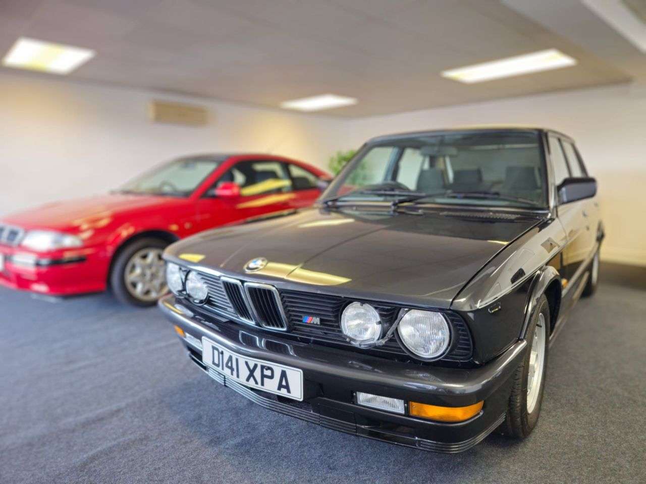 2001 JAGUAR XK8 2001 JAGUAR XK8