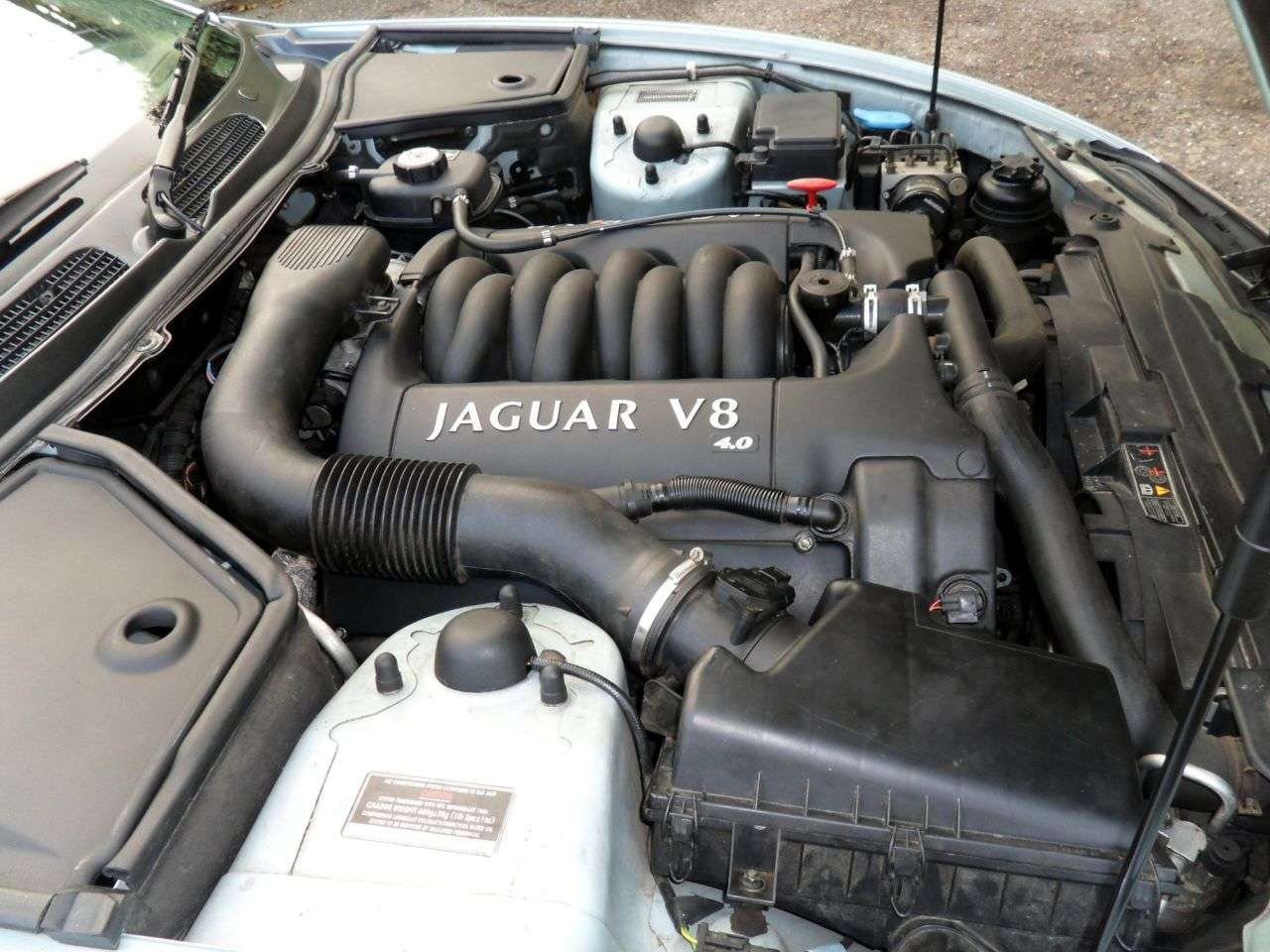 2001 JAGUAR XK8 2001 JAGUAR XK8