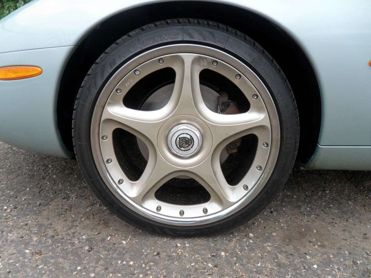 2001 JAGUAR XK8 2001 JAGUAR XK8