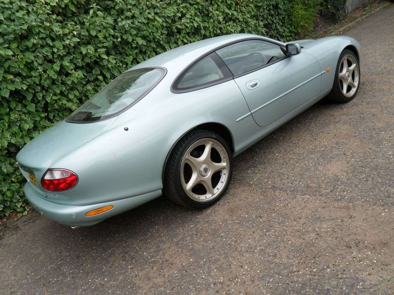 2001 JAGUAR XK8 2001 JAGUAR XK8