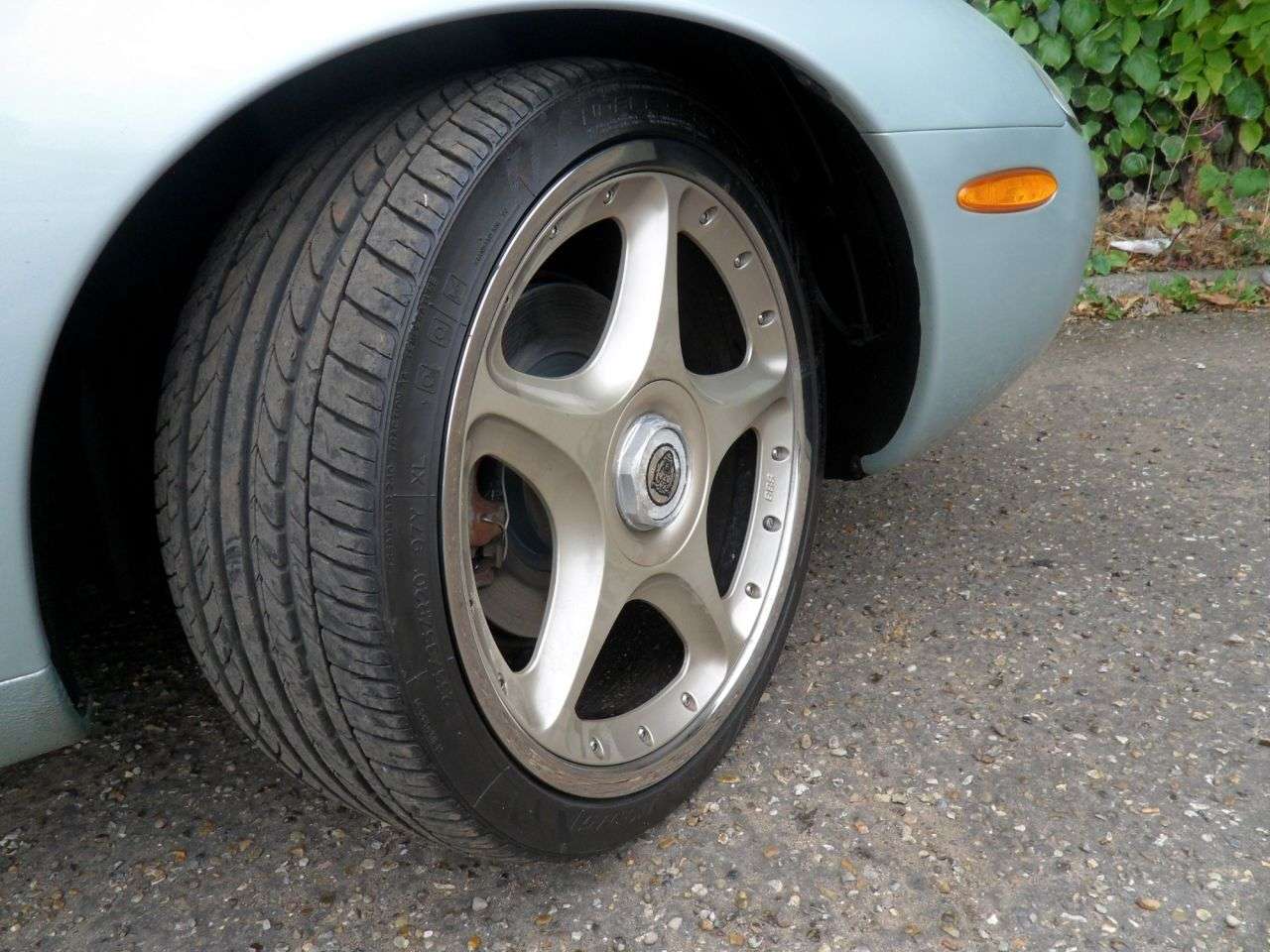 2001 JAGUAR XK8 2001 JAGUAR XK8