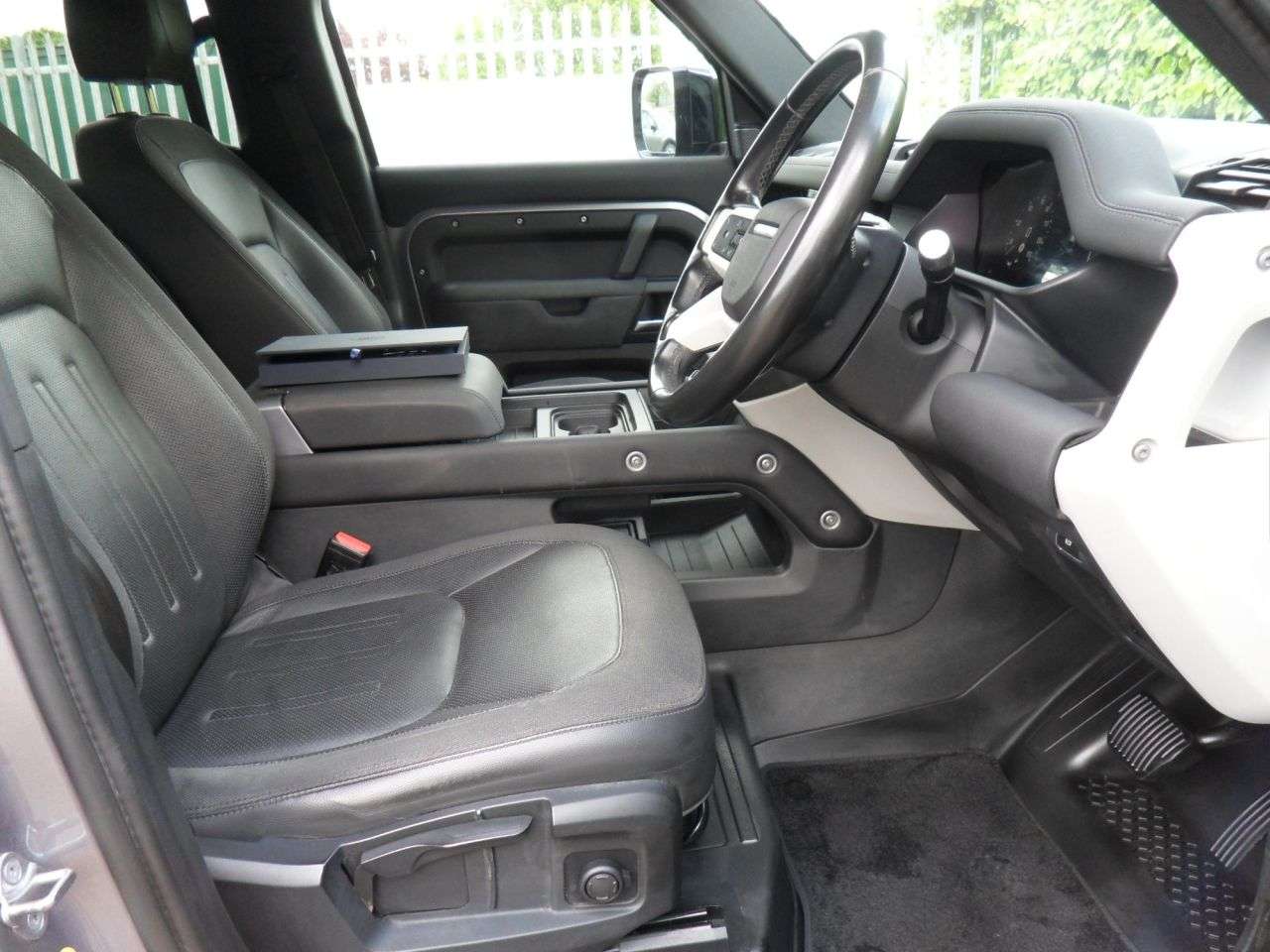 2020 LAND ROVER DEFENDER 110 2020 LAND ROVER DEFENDER 110