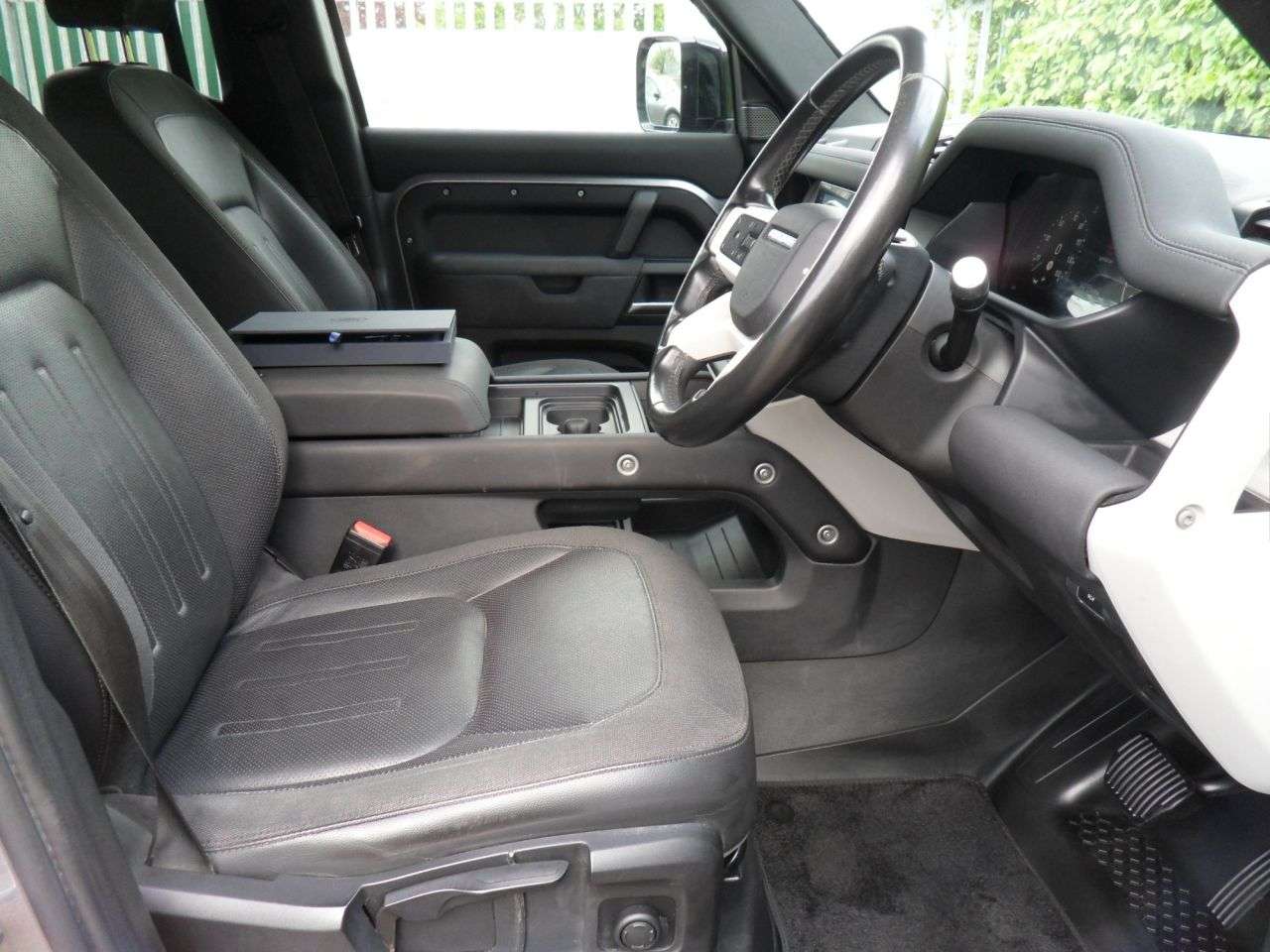 2020 LAND ROVER DEFENDER 110 2020 LAND ROVER DEFENDER 110