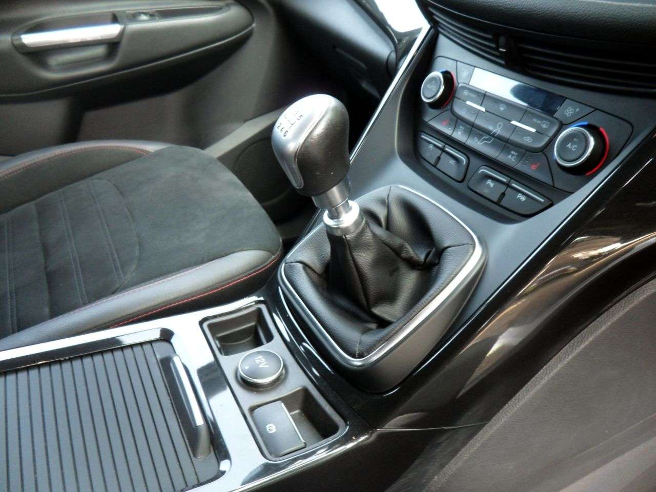 2019 FORD KUGA 2019 FORD KUGA