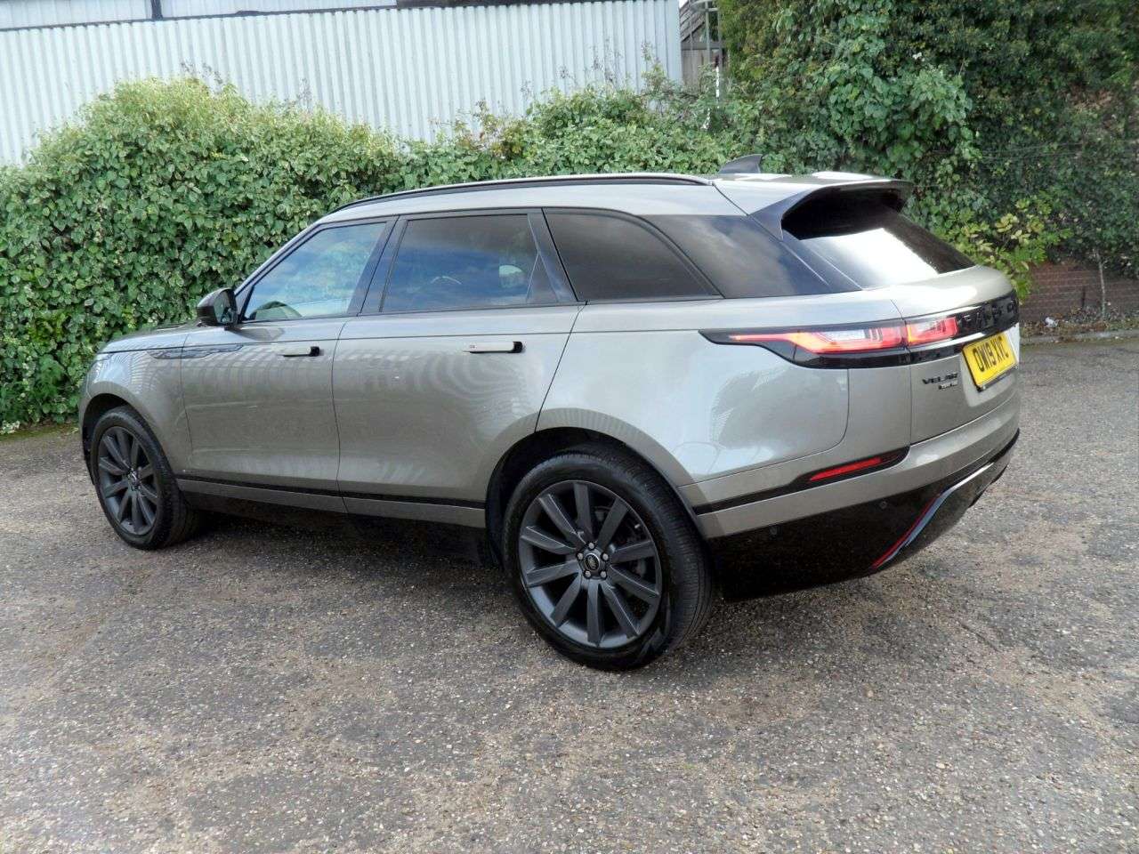 2019 LAND ROVER RANGE ROVER VELAR 2019 LAND ROVER RANGE ROVER VELAR