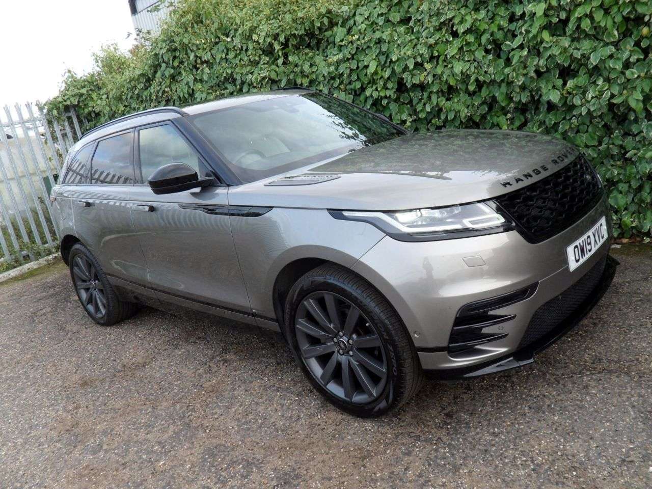 2019 LAND ROVER RANGE ROVER VELAR 2019 LAND ROVER RANGE ROVER VELAR