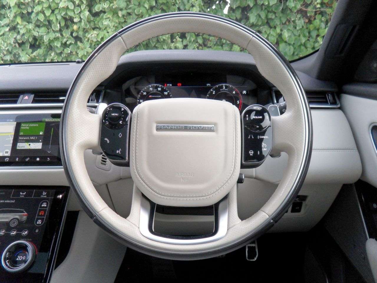 2019 LAND ROVER RANGE ROVER VELAR 2019 LAND ROVER RANGE ROVER VELAR