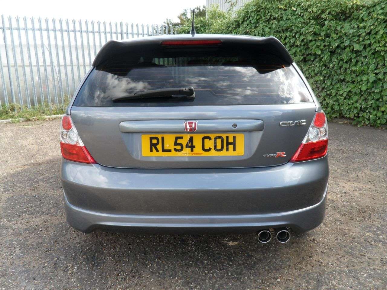 A 2005 HONDA CIVIC 2.0 i-VTEC Type R Hatchback 3dr Petrol Manual (212 g/km, 197 bhp) Only 4 Ow A 2005 HONDA CIVIC 2.0 i-VTEC Type R Hatchback 3dr Petrol Manual (212 g/km, 197 bhp) Only 4 Ow