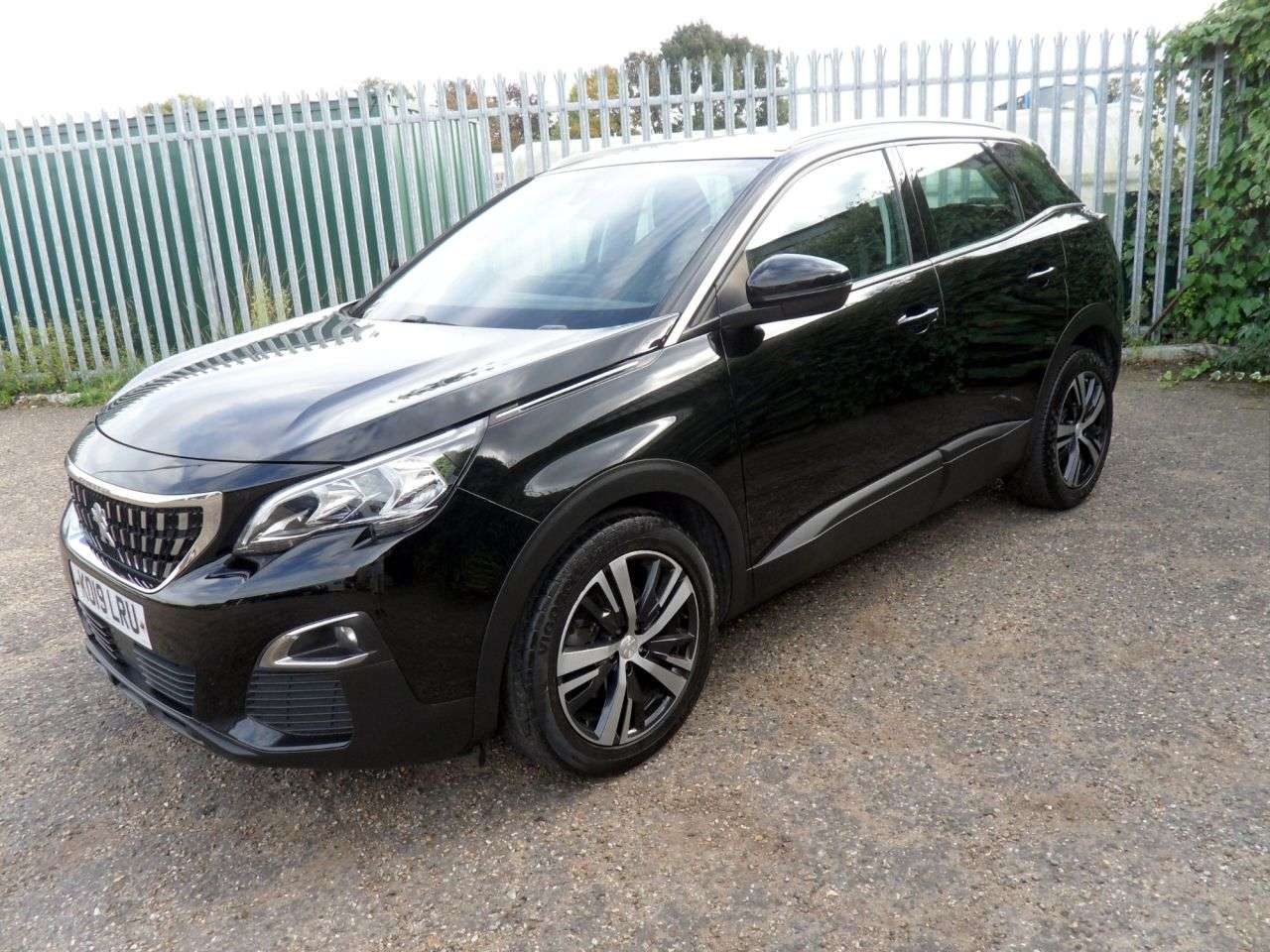 2019 PEUGEOT 3008 2019 PEUGEOT 3008