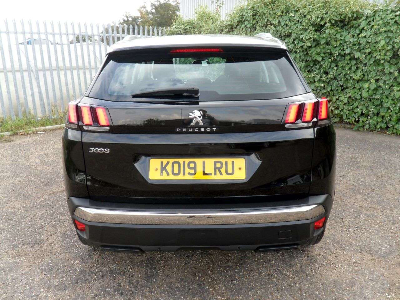 2019 PEUGEOT 3008 2019 PEUGEOT 3008