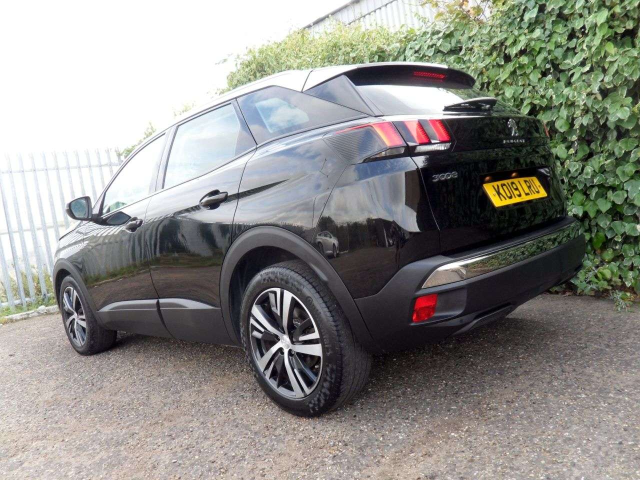 2019 PEUGEOT 3008 2019 PEUGEOT 3008