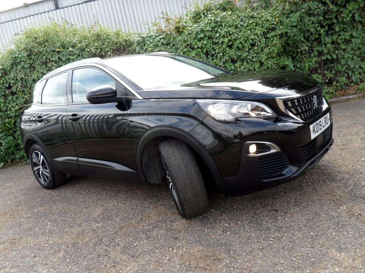2019 PEUGEOT 3008 2019 PEUGEOT 3008
